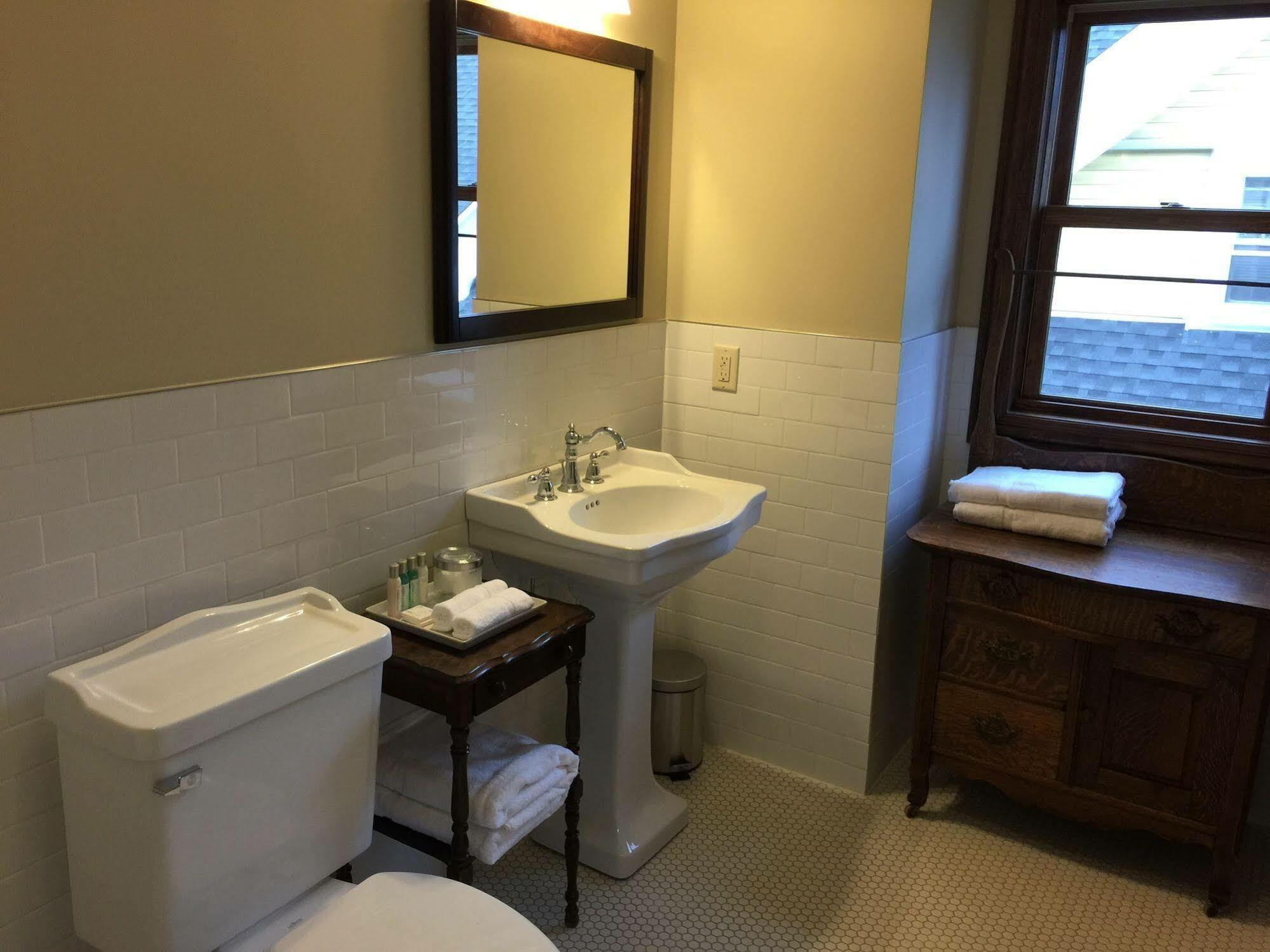 Hotel Dartmouth House Rochester Zewnętrze zdjęcie